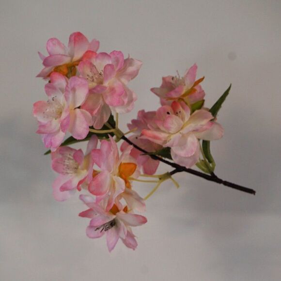 2 Small Artificial Flower Bouquets Crafts Table Decor Gift Embelishments - Picture 4 of 6